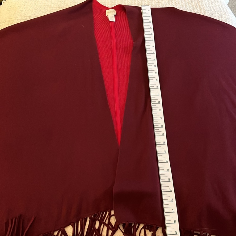 Chicos one size sweater poncho with fringe, plum outside, raspberry inside, warm - Picture 8 of 9